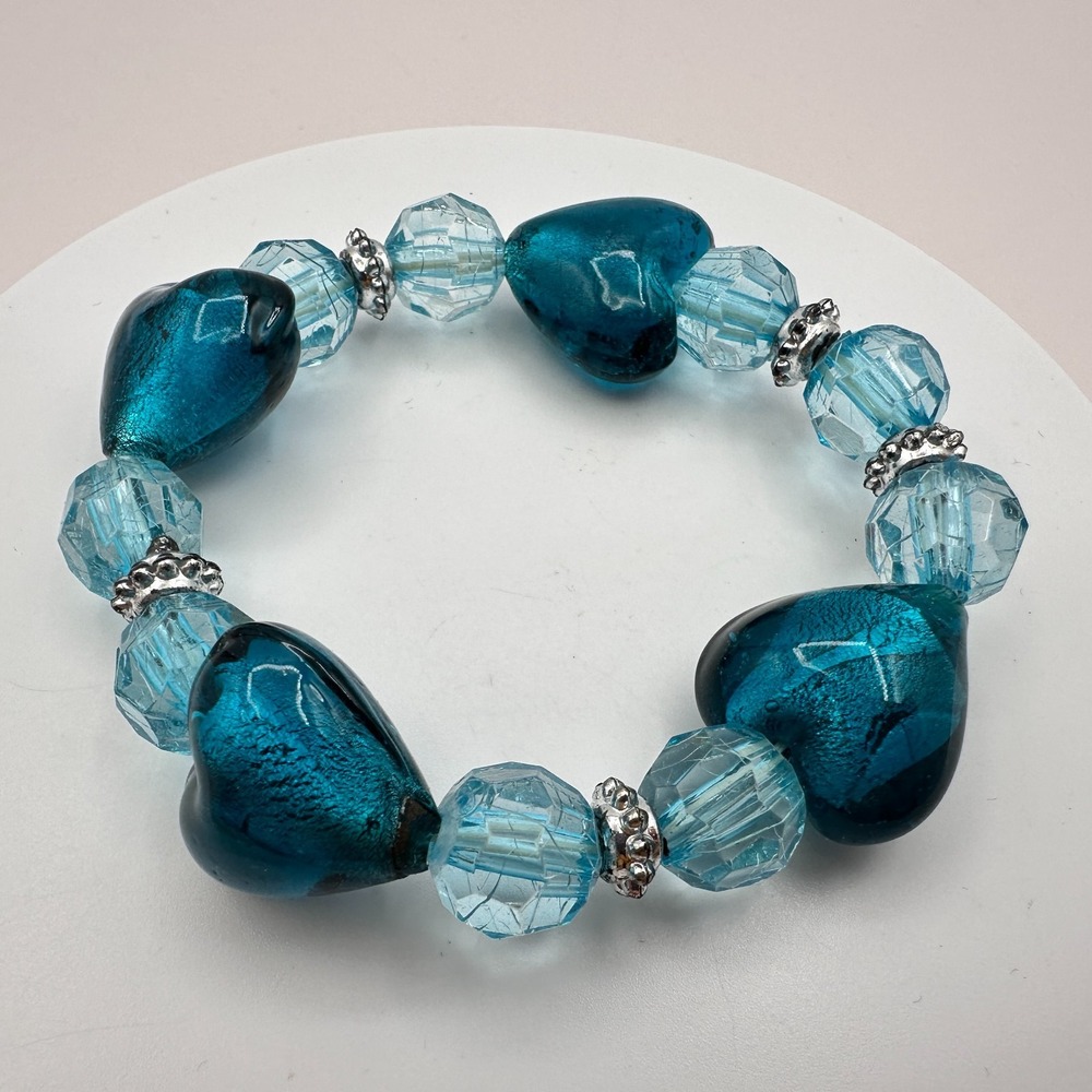 Vintage 90s Blue Heart Glass Bead Stretch Bracelet Boho Classic Fashion Jewelry